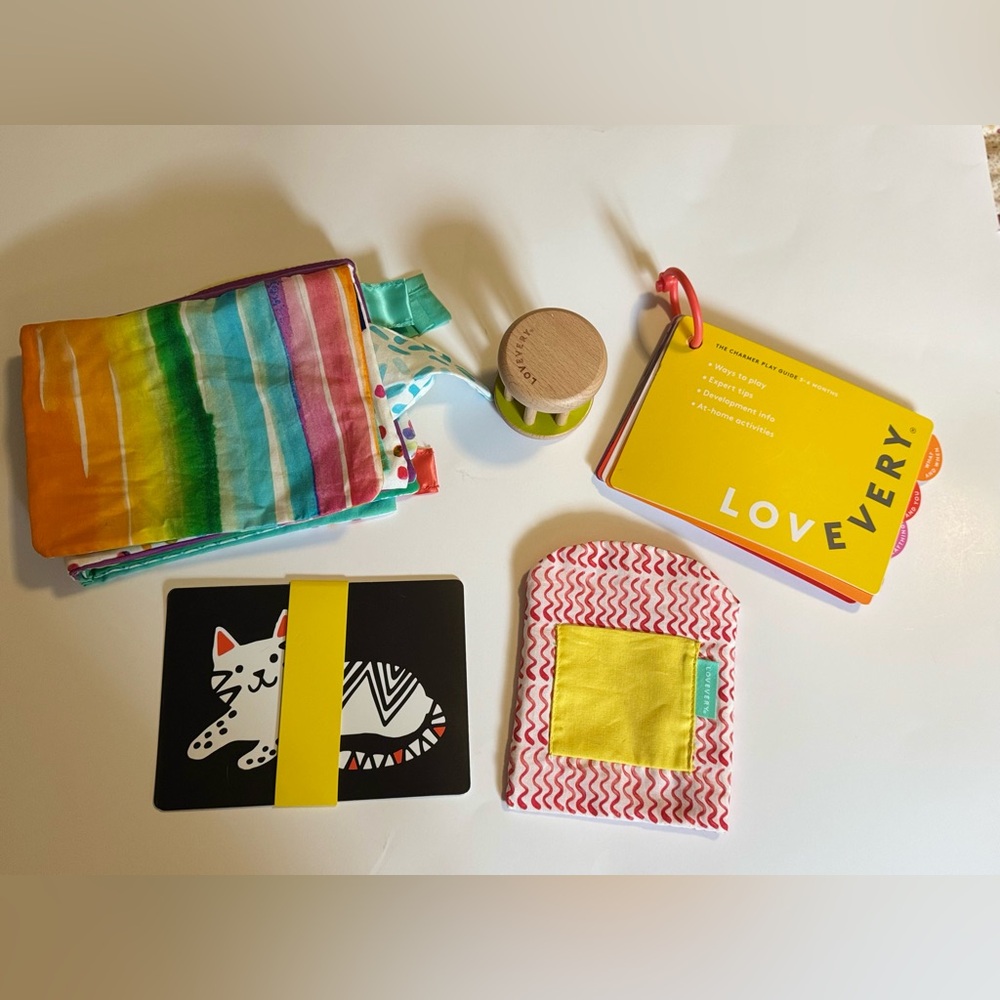 Lovevery The Charmer Partial Play Kit (3-4 mo) - Play Guide, Rolling Bell, More